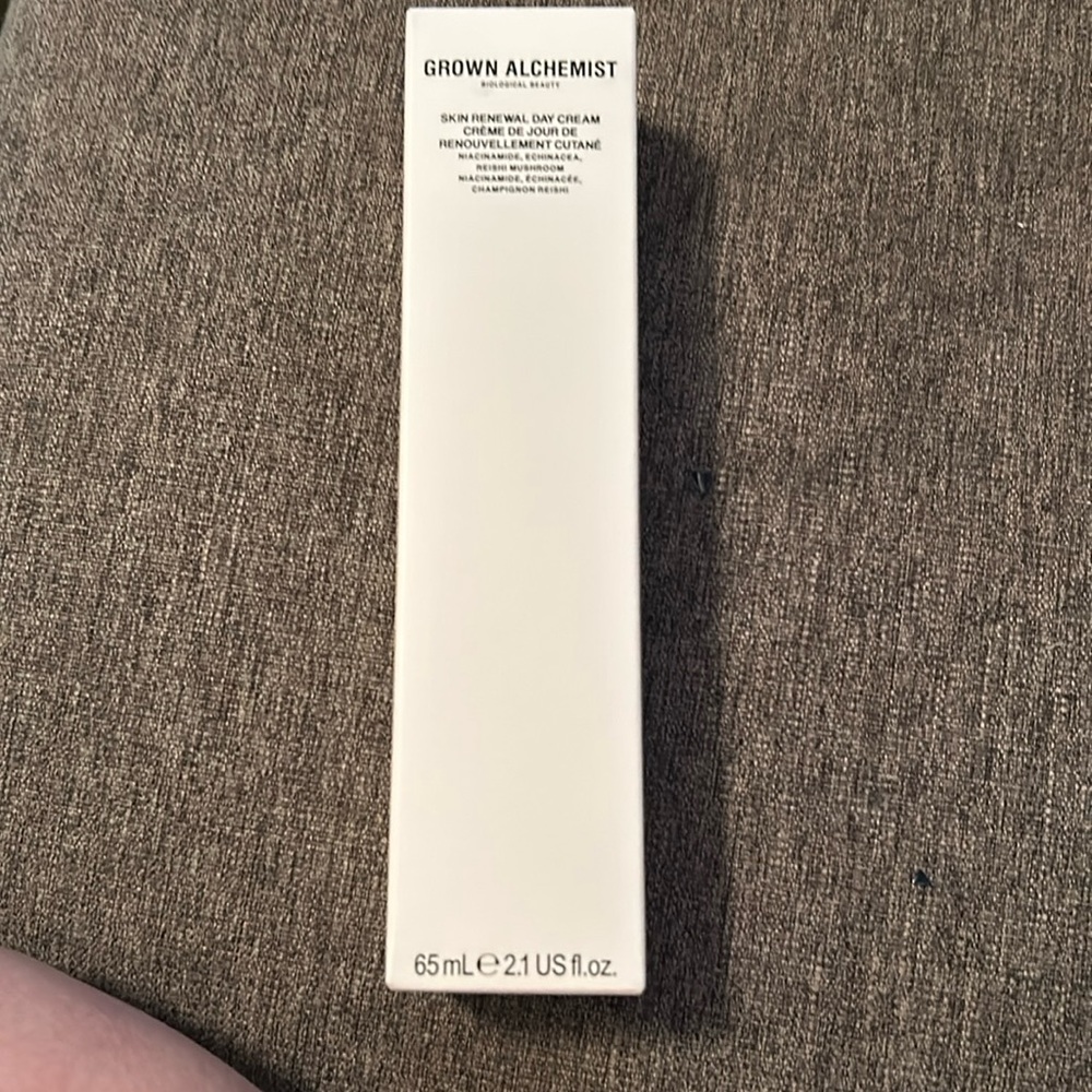 Grown Alchemist skin renewal cream
